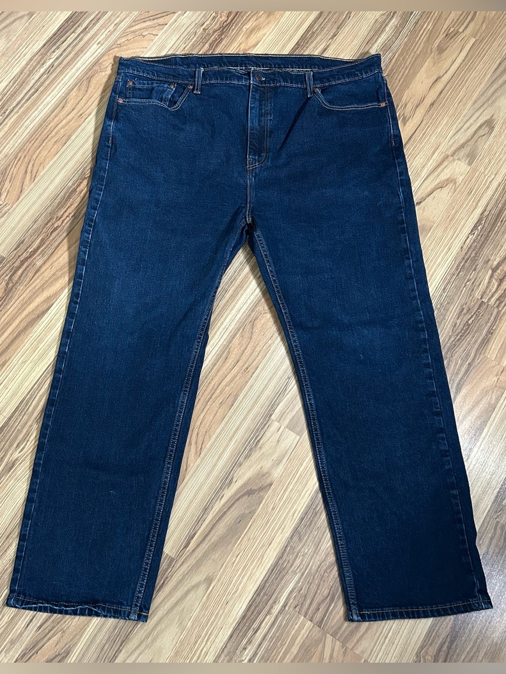 Levis 505 Mens Size 44x30 Straight Leg Dark Blue Denim Zip Button Closure Jeans